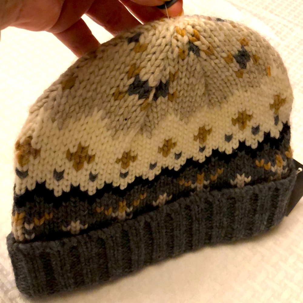 Eddie Bauer hat
